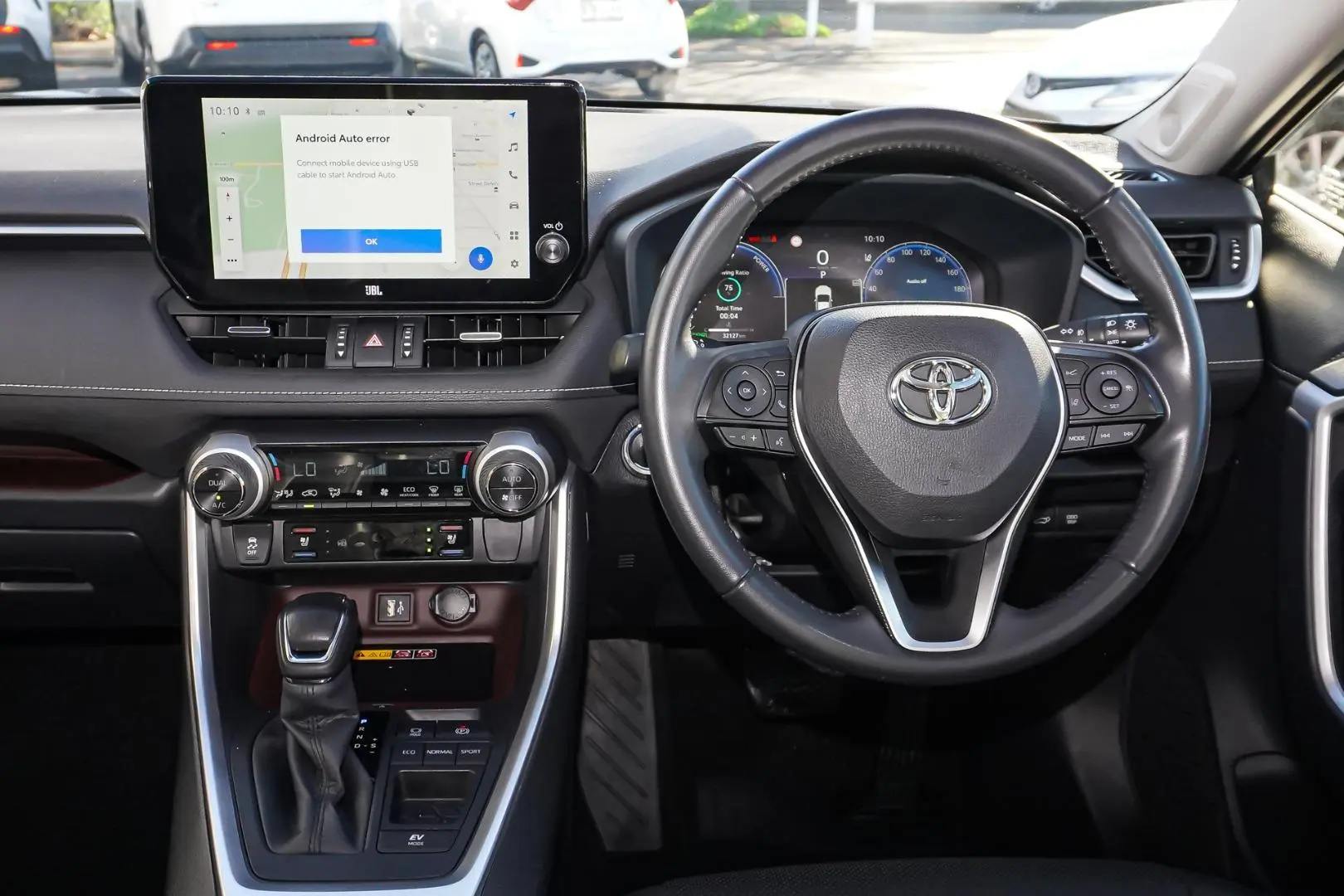 2024 Toyota RAV4 Gallery Image 7