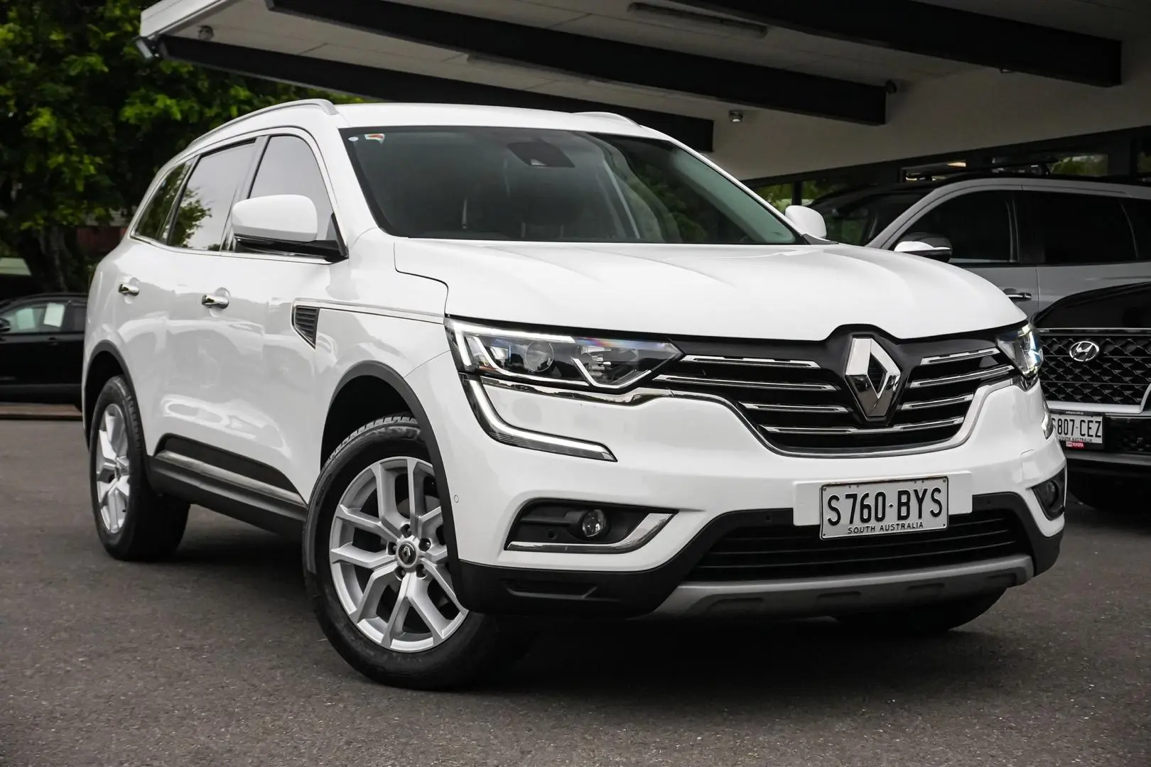 2018 Renault Koleos Gallery Image 2