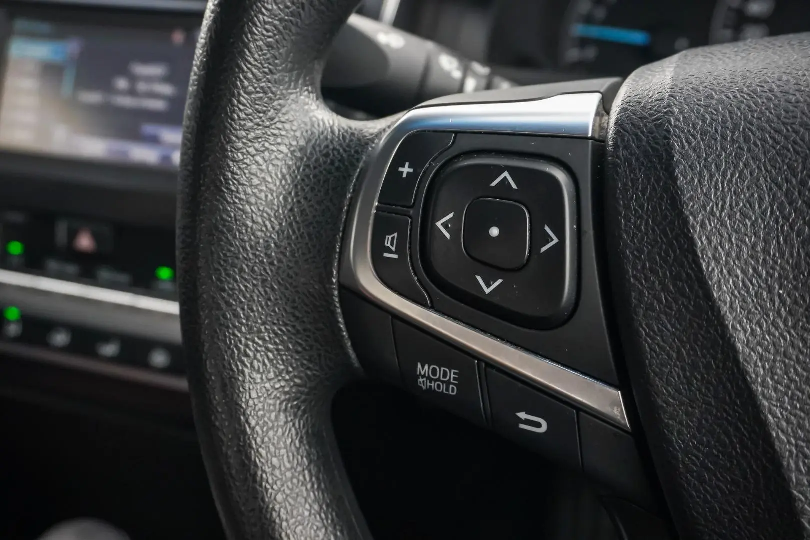 2015 Toyota Camry Gallery Image 19