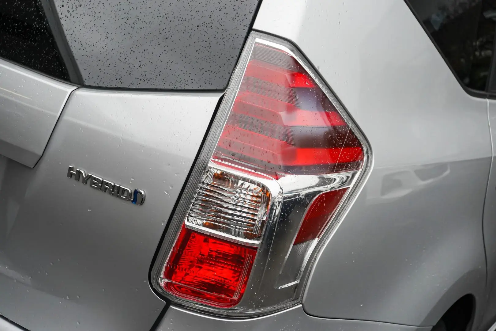 2019 Toyota Prius V Gallery Image 14