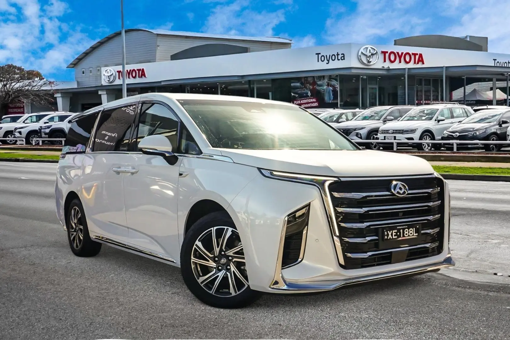 2023 LDV MIFA Gallery Image 1