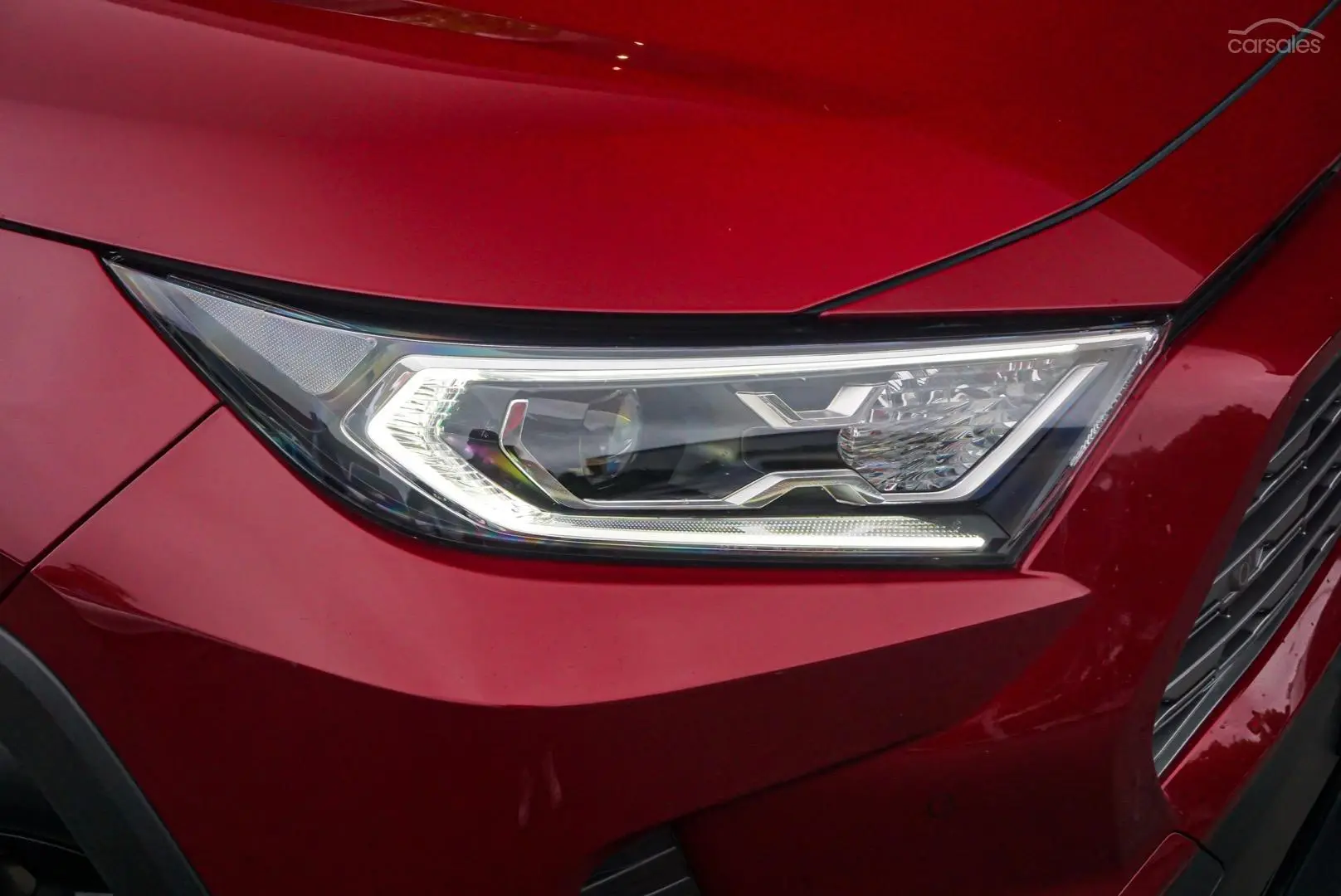 2020 Toyota RAV4 Image 11