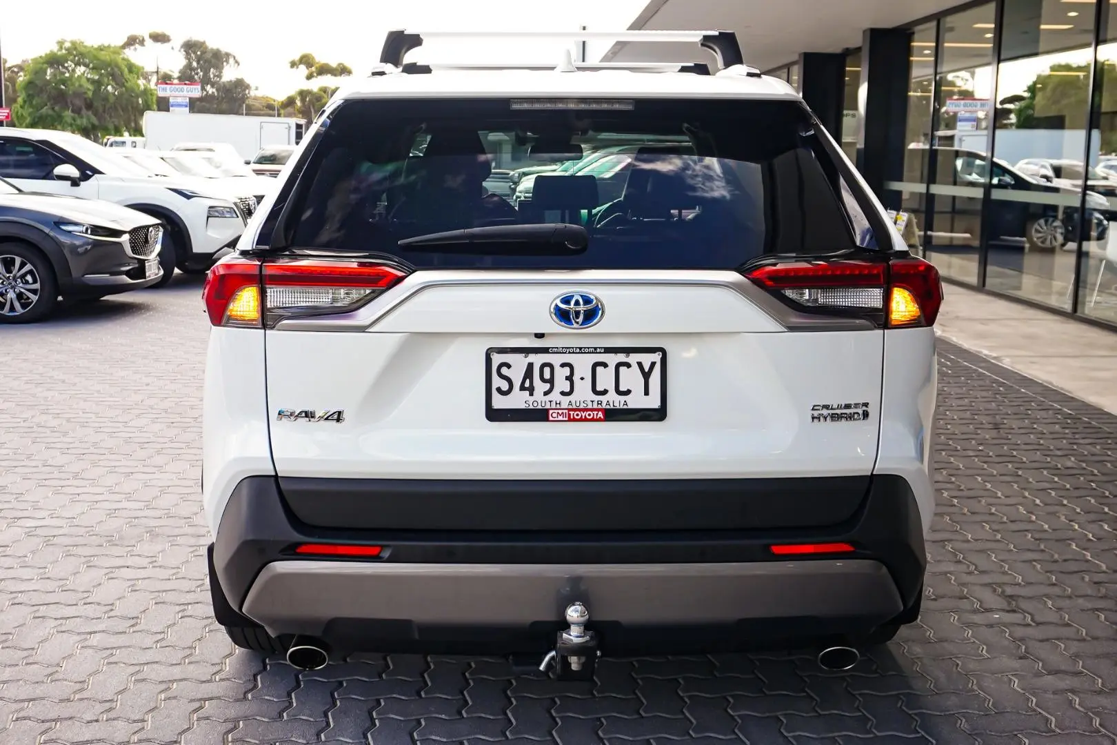 2019 Toyota RAV4 Gallery Image 6