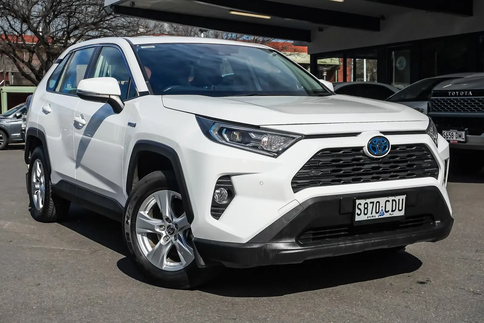 2020 Toyota RAV4 Gallery Image 3