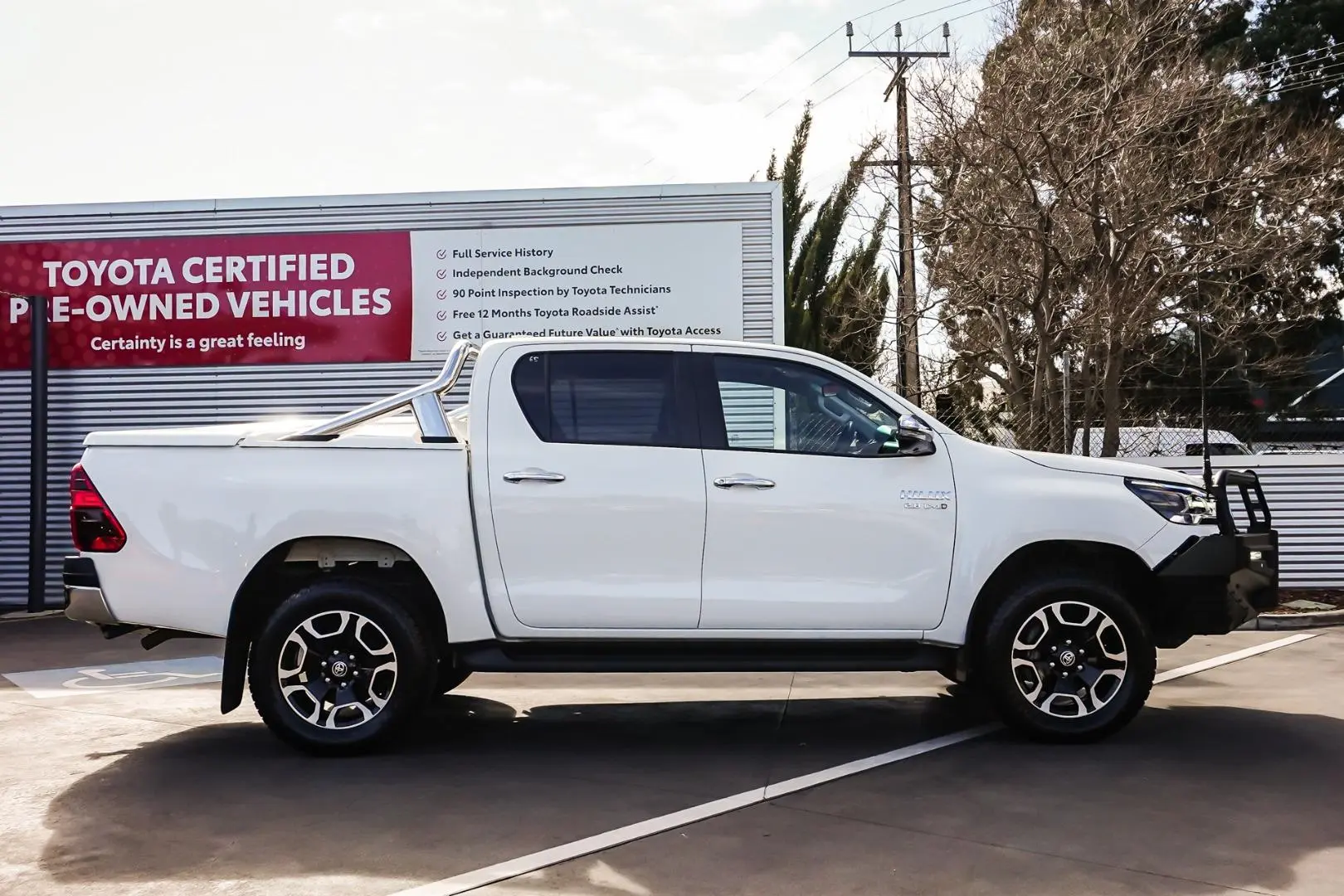 2022 Toyota Hilux Gallery Image 4