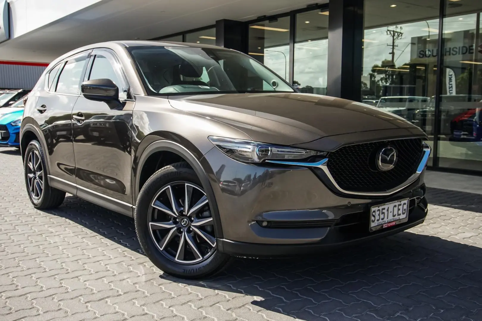 2019 Mazda CX-5 Image 1