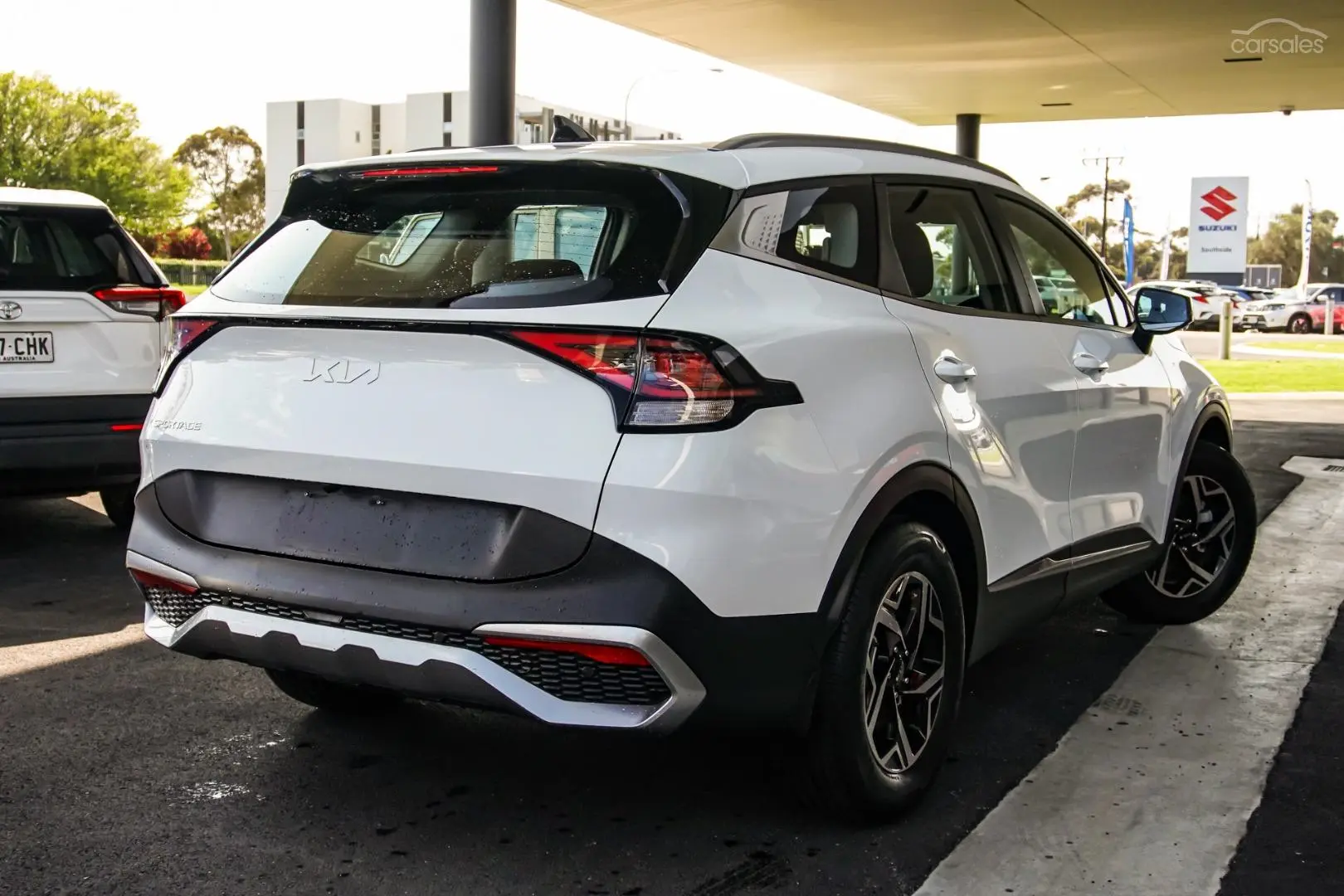 2021 Kia Sportage Image 2