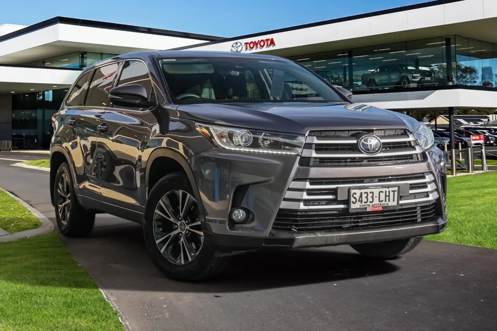 2018 Toyota Kluger Image