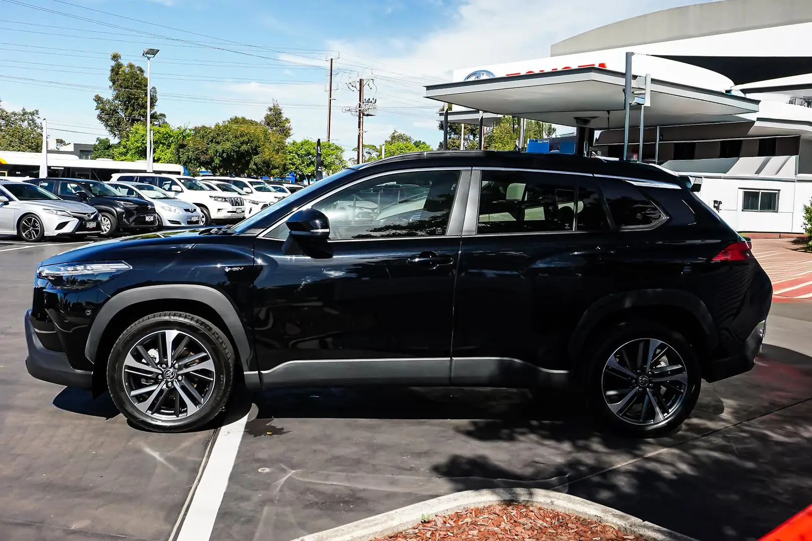 2024 Toyota Corolla Cross Gallery Image 4