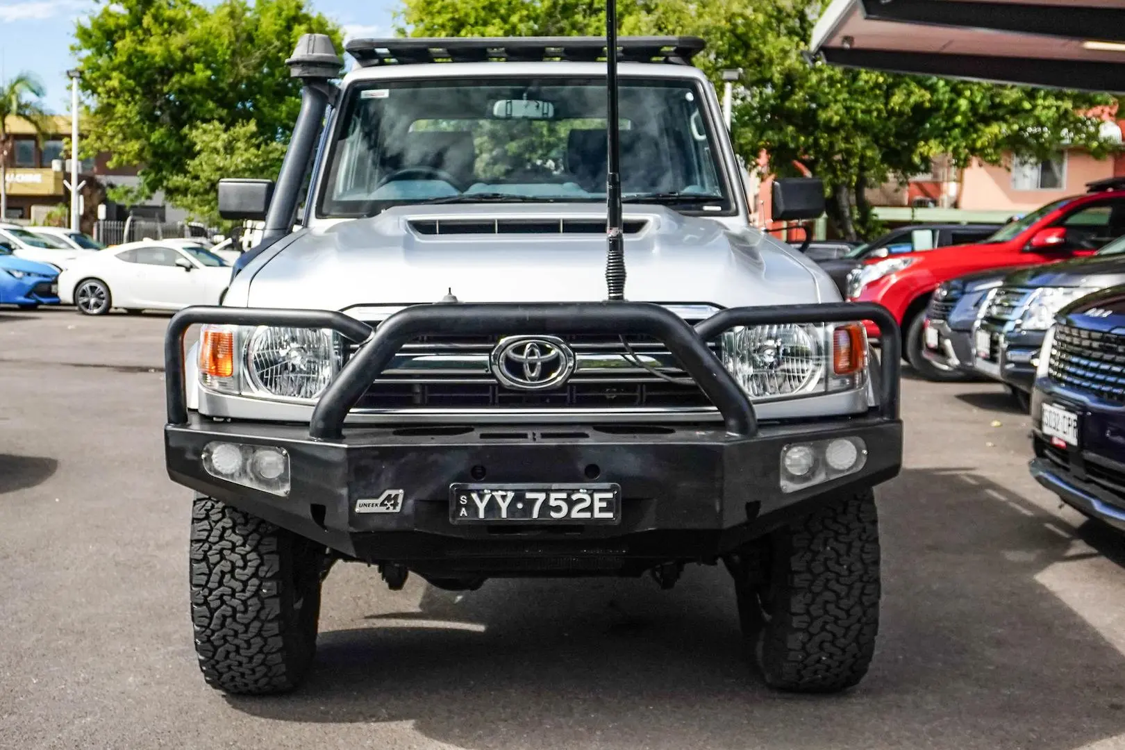 2017 Toyota Landcruiser Gallery Image 4