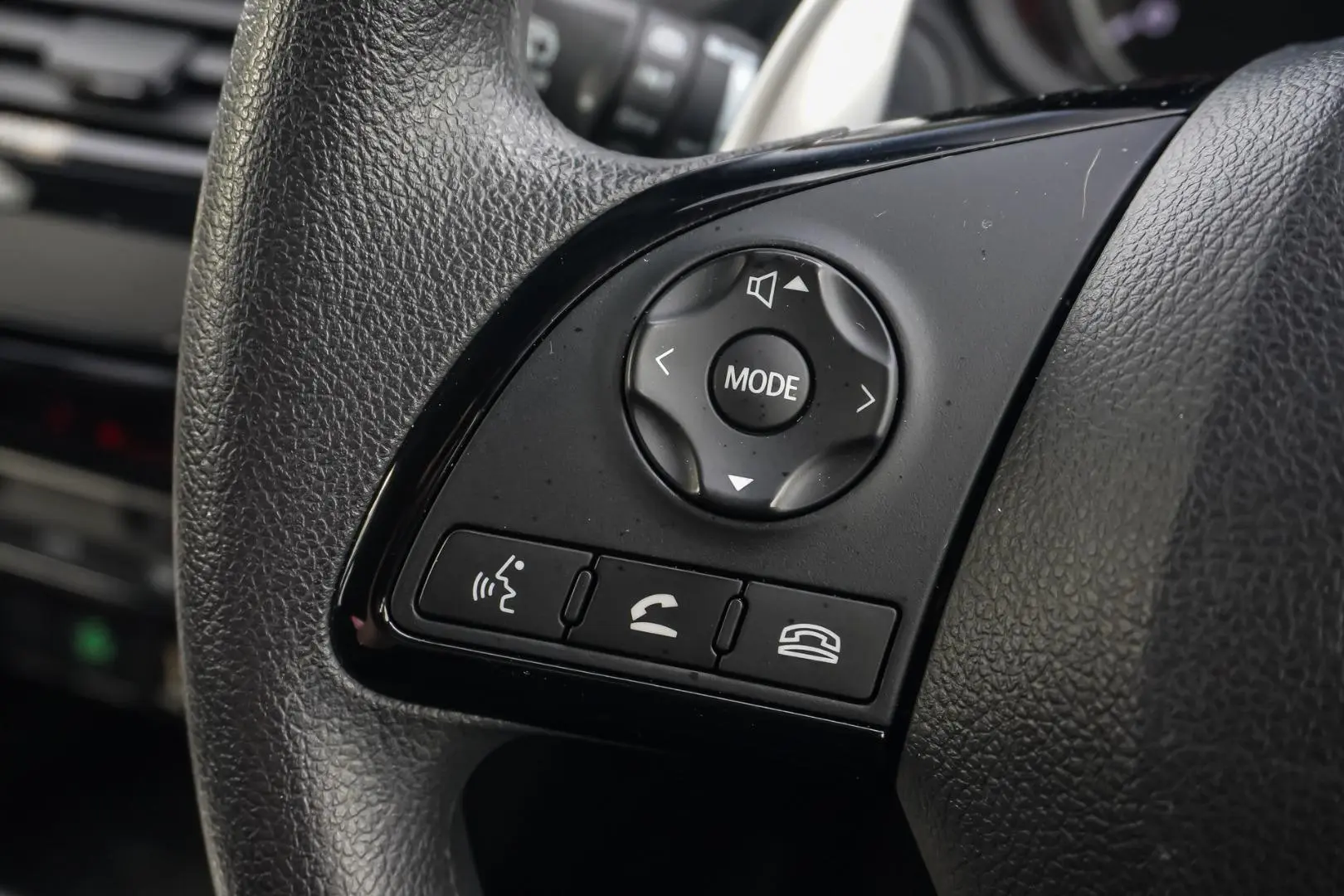 2023 Mitsubishi Eclipse Cross Gallery Image 18