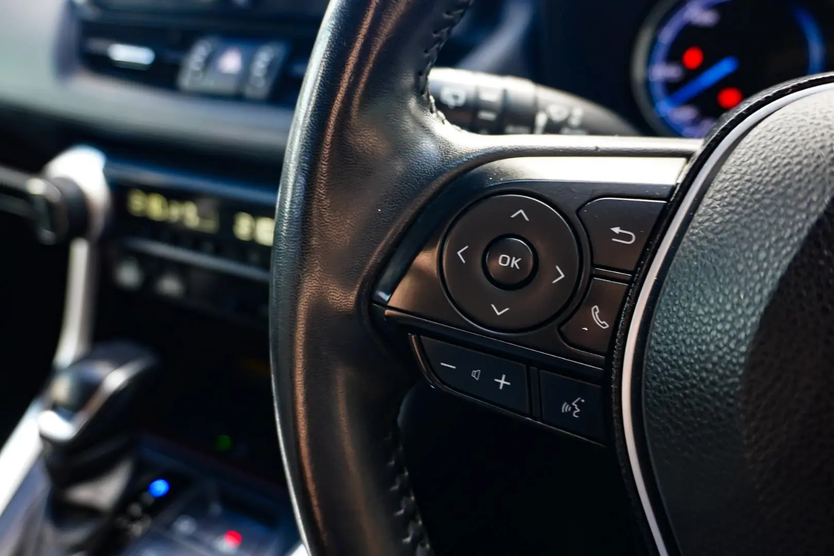 2019 Toyota RAV4 Gallery Image 19