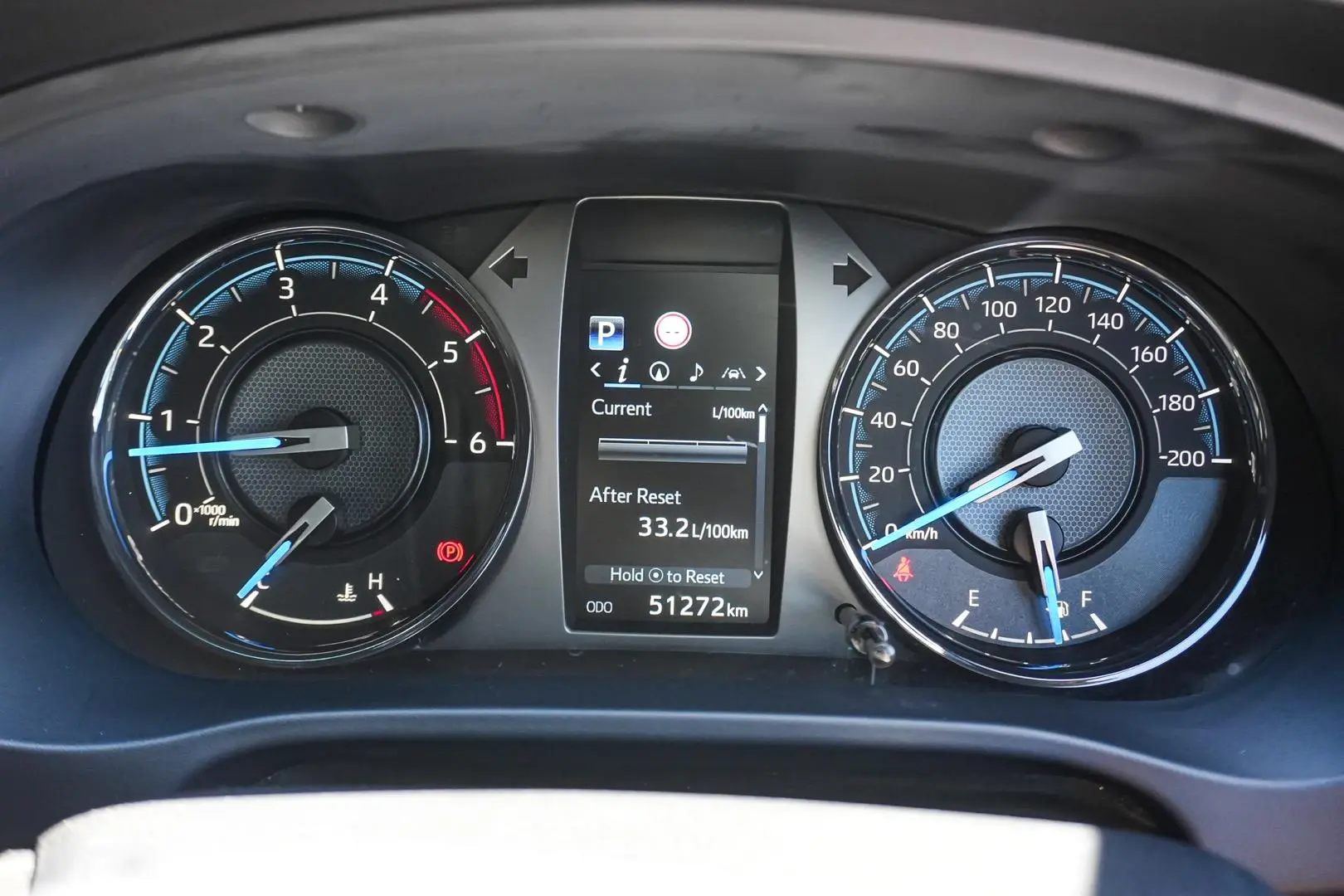 2021 Toyota Hilux Gallery Image 16