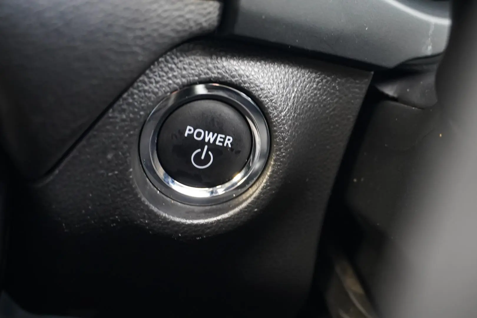 2024 Toyota RAV4 Gallery Image 24