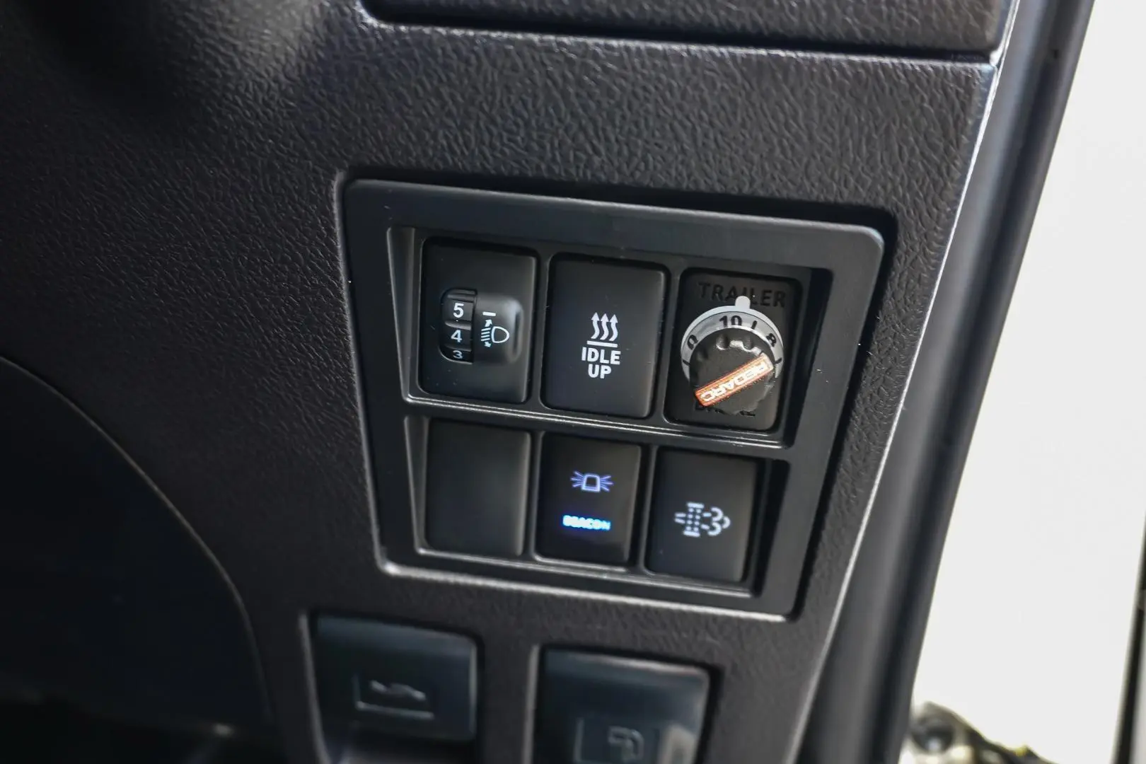 2022 Toyota Hilux Gallery Image 18