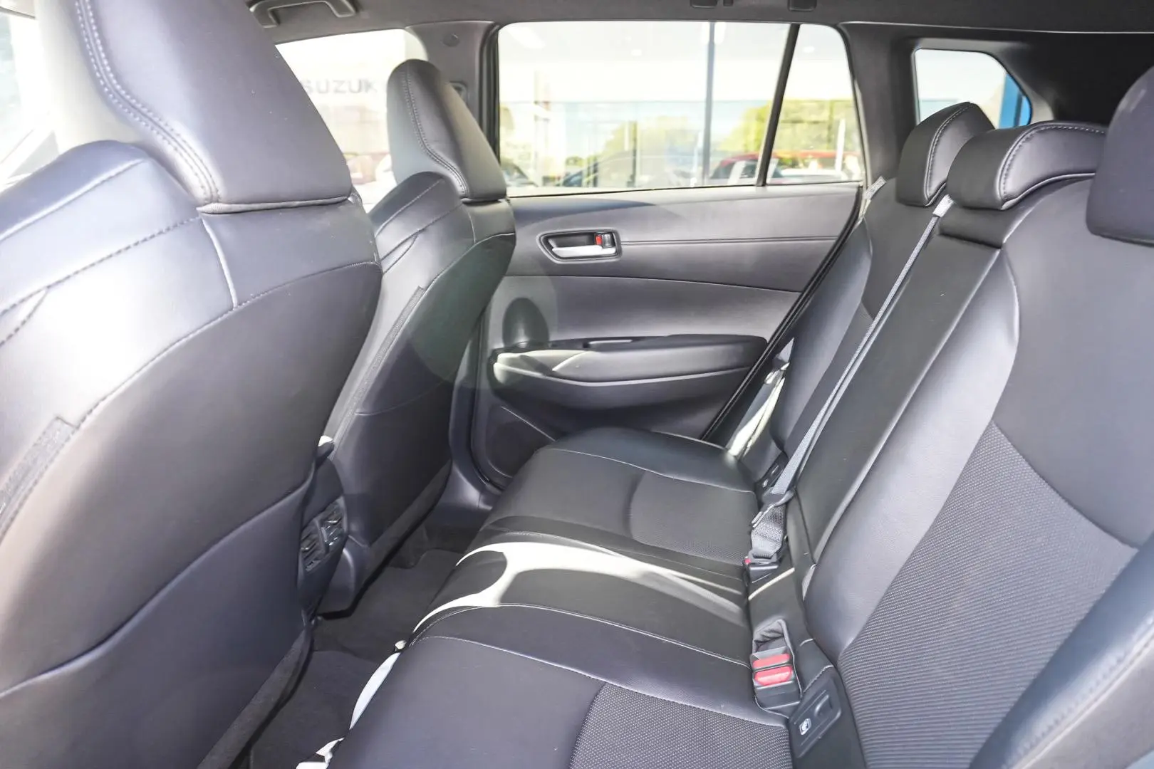 2024 Toyota Corolla Cross Gallery Image 12