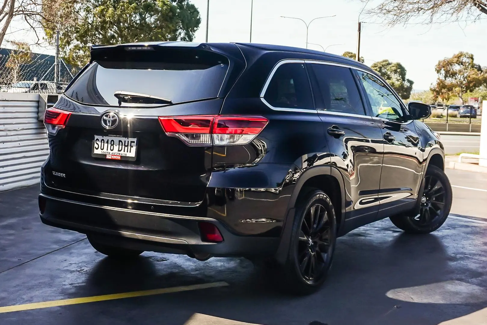 2019 Toyota Kluger Gallery Image 3