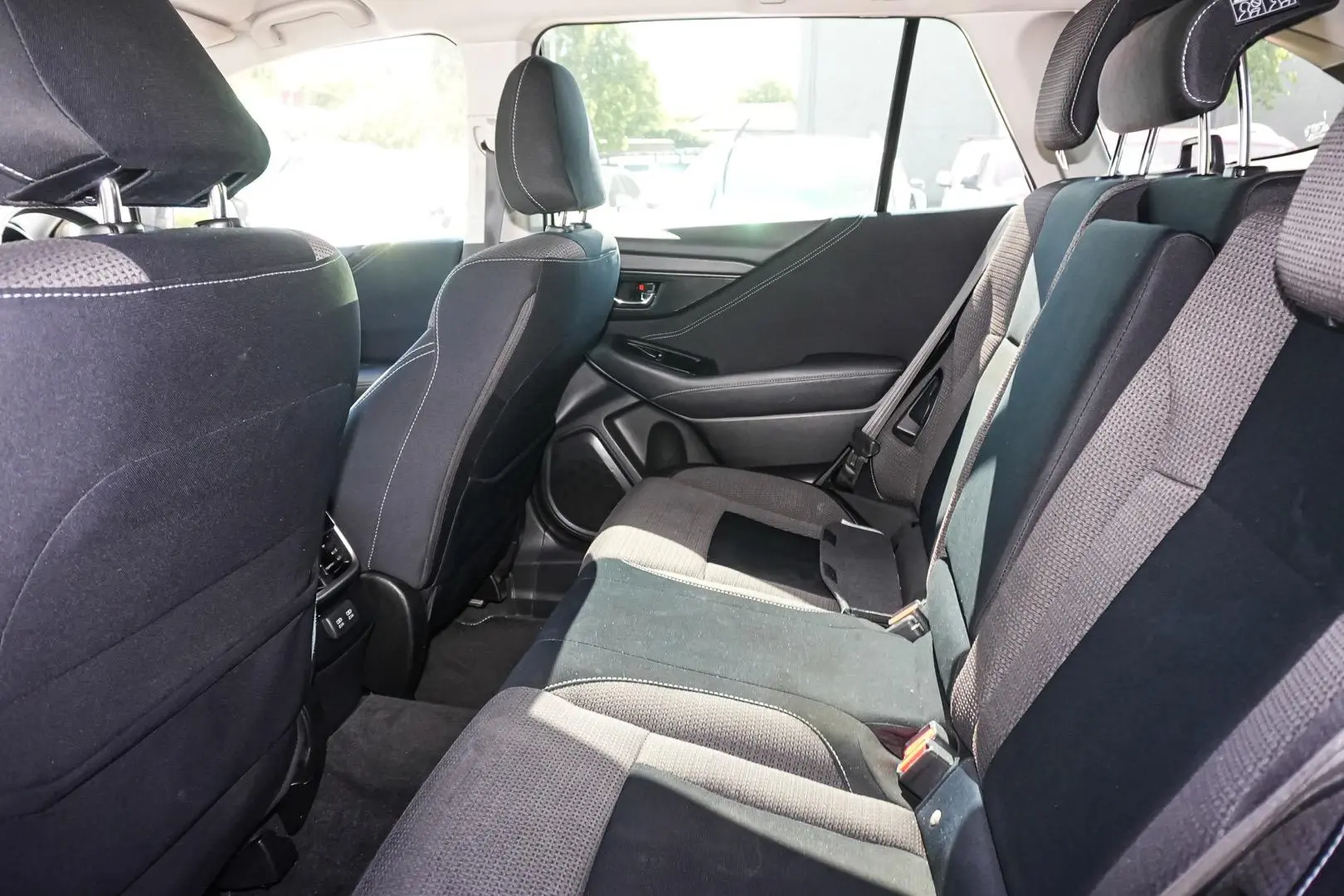 2021 Subaru Outback Gallery Image 8