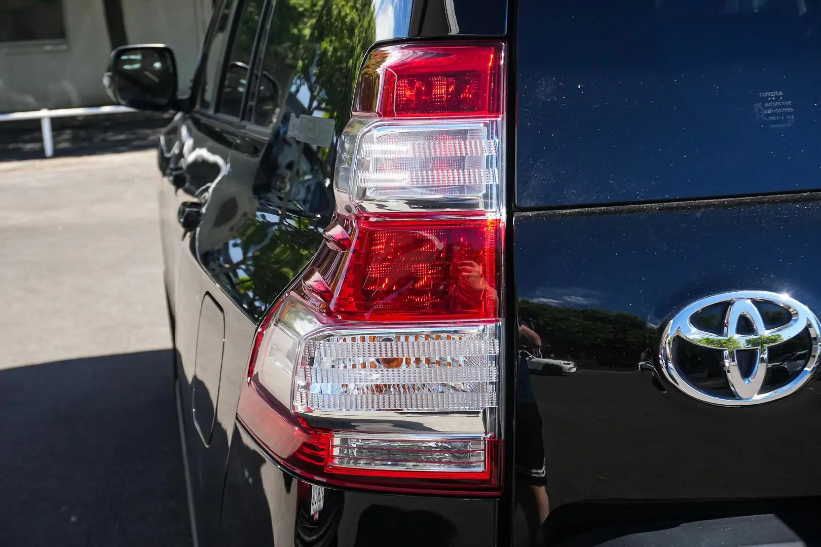 2016 Toyota Landcruiser Prado Gallery Image 8