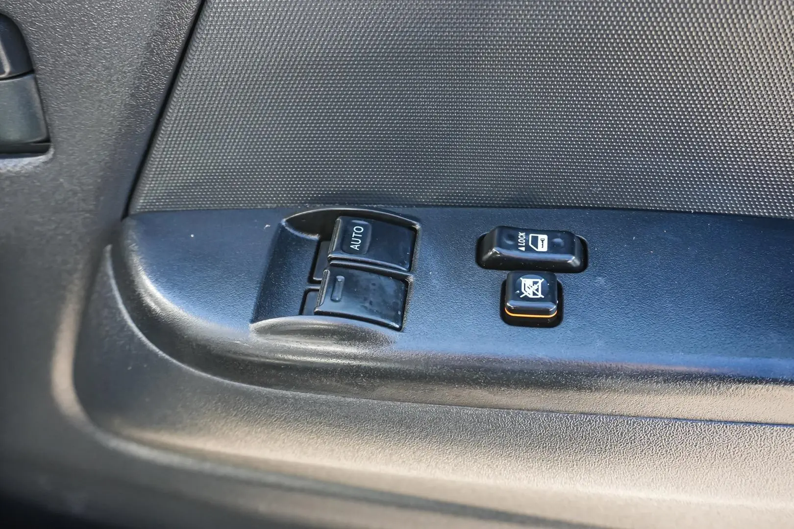 2017 Toyota Hiace Gallery Image 20