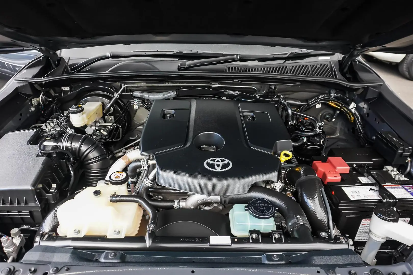 2022 Toyota Hilux Gallery Image 23