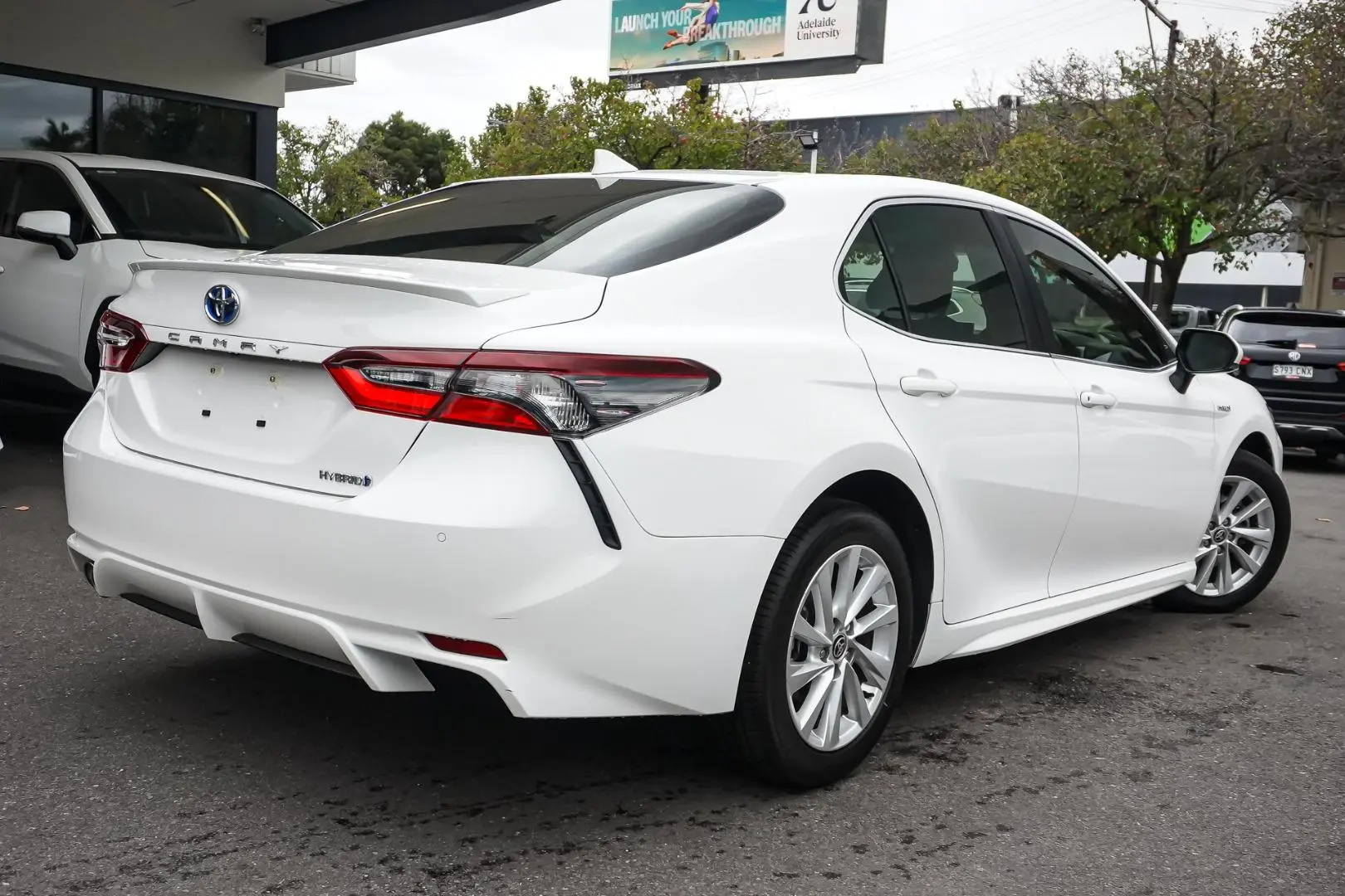 2023 Toyota Camry Gallery Image 3
