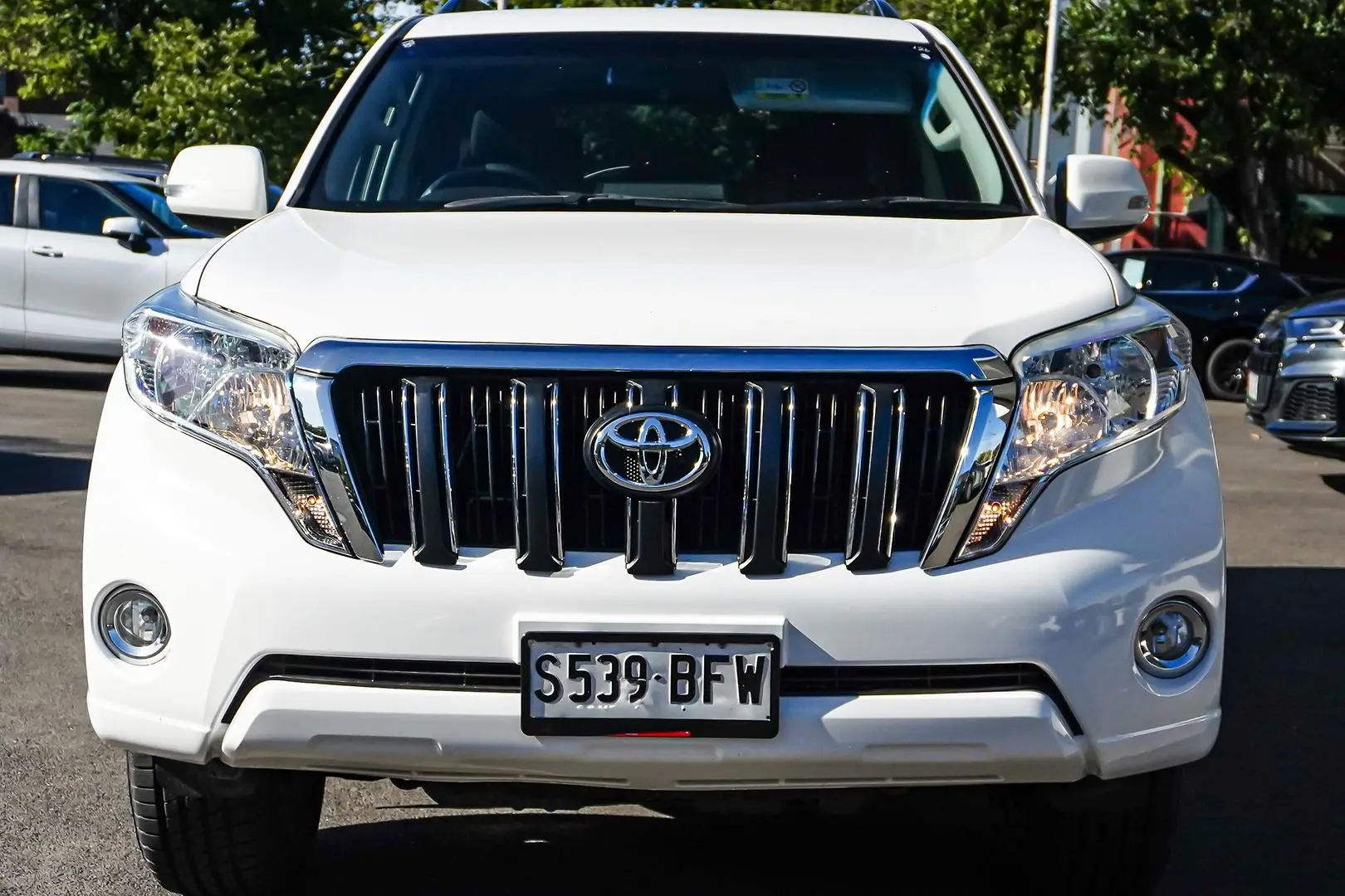 2015 Toyota Landcruiser Prado Gallery Image 4