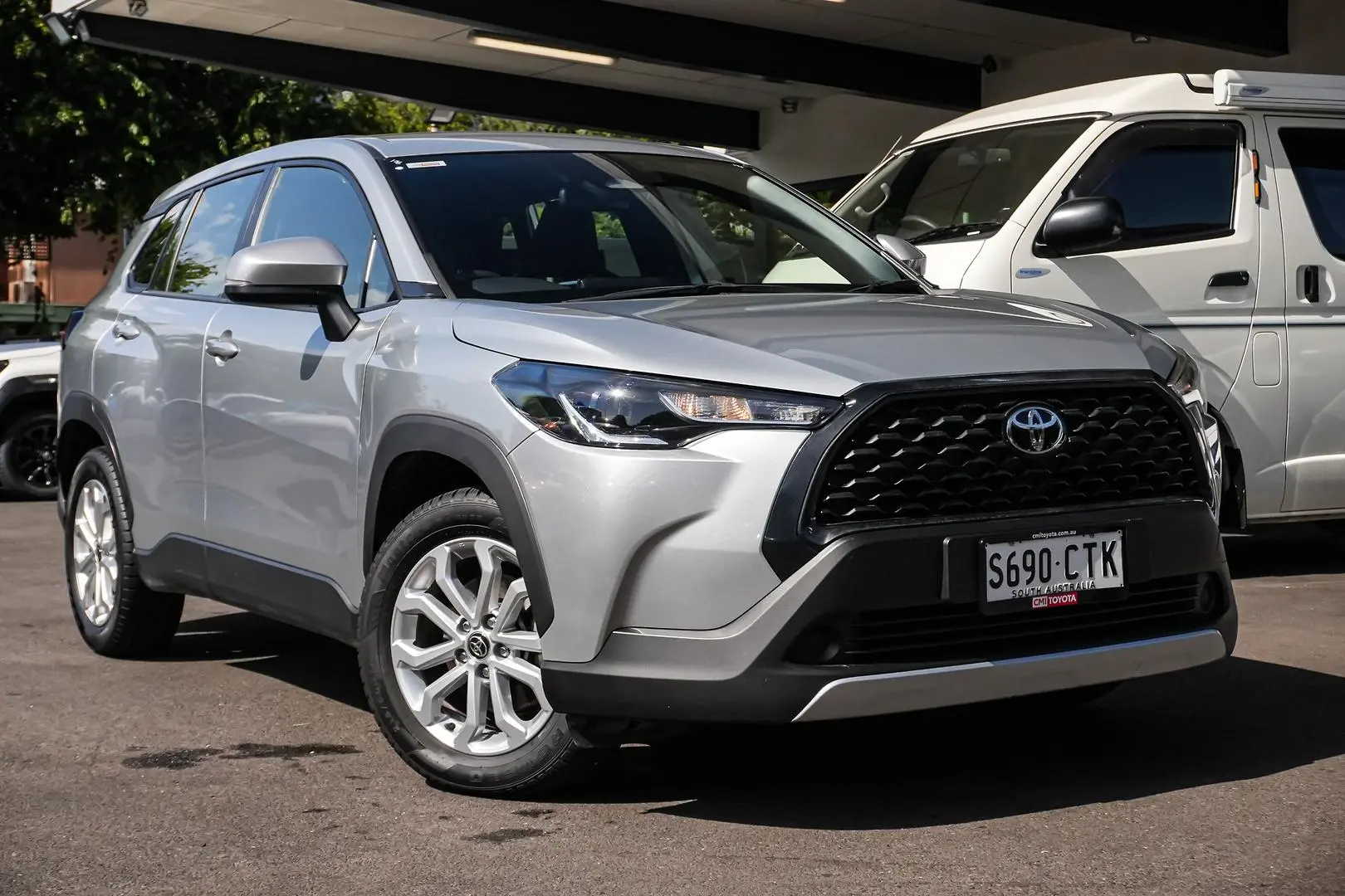 2022 Toyota Corolla Cross Gallery Image 2