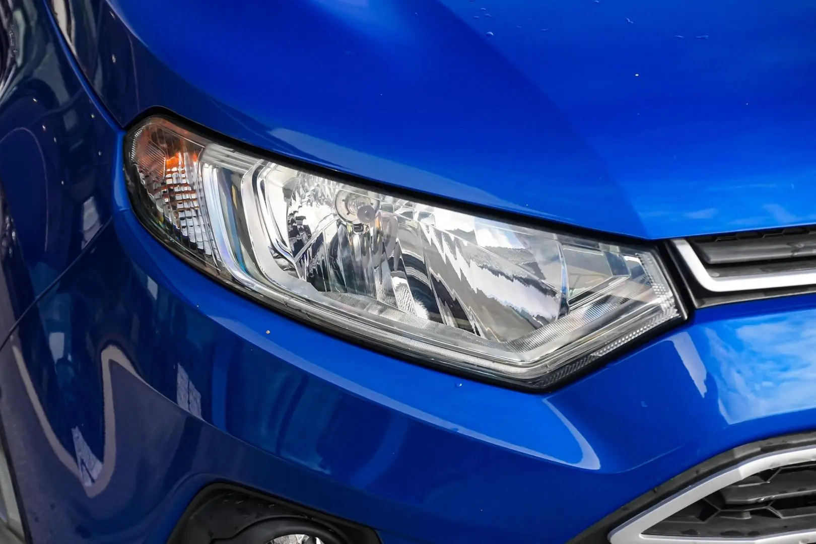2017 Ford EcoSport Gallery Image 12