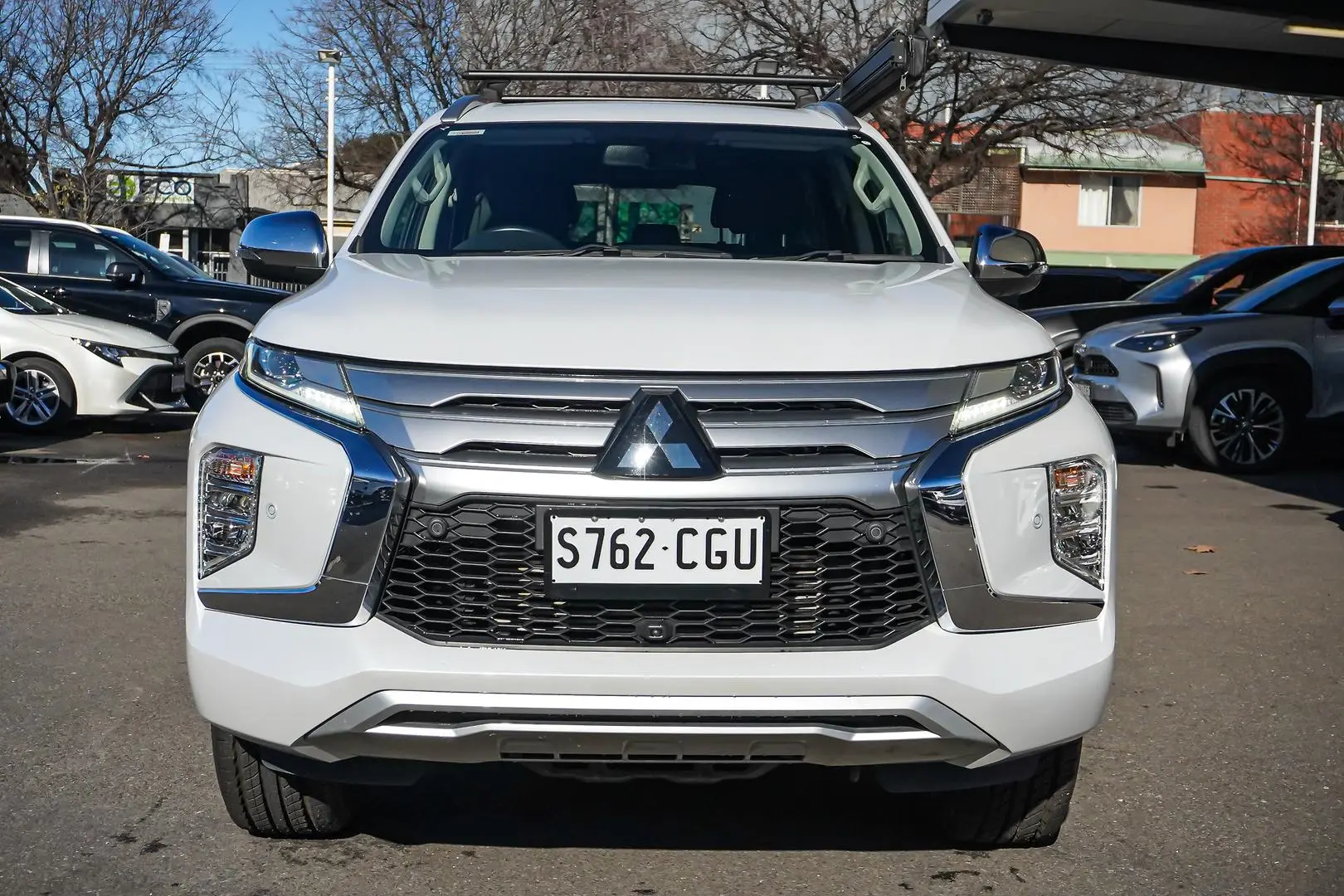 2021 Mitsubishi Pajero Sport Gallery Image 5