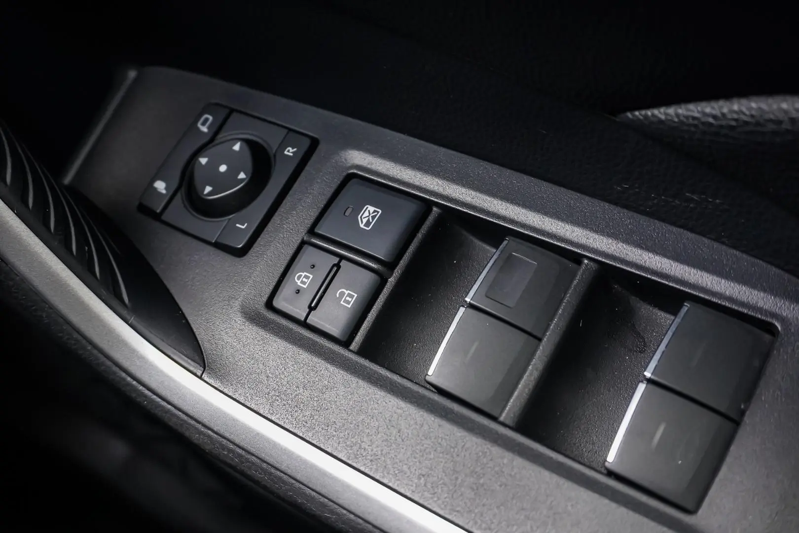2024 Toyota RAV4 Gallery Image 21