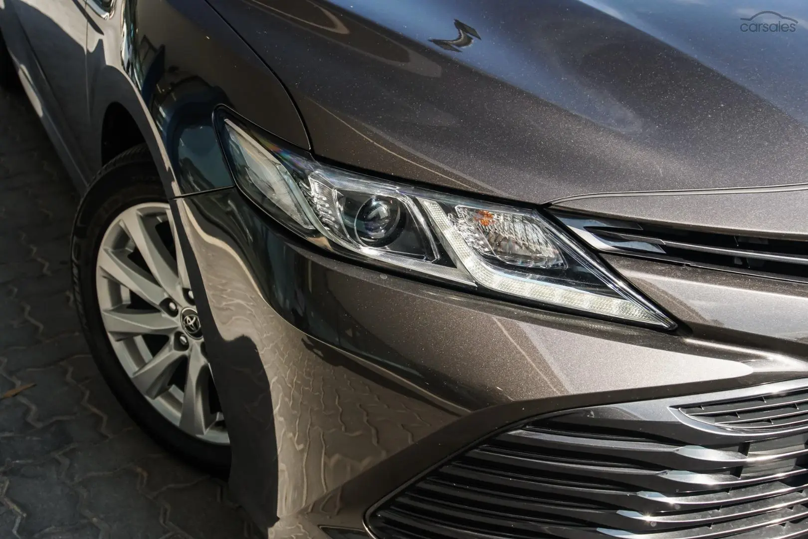 2019 Toyota Camry Image 11