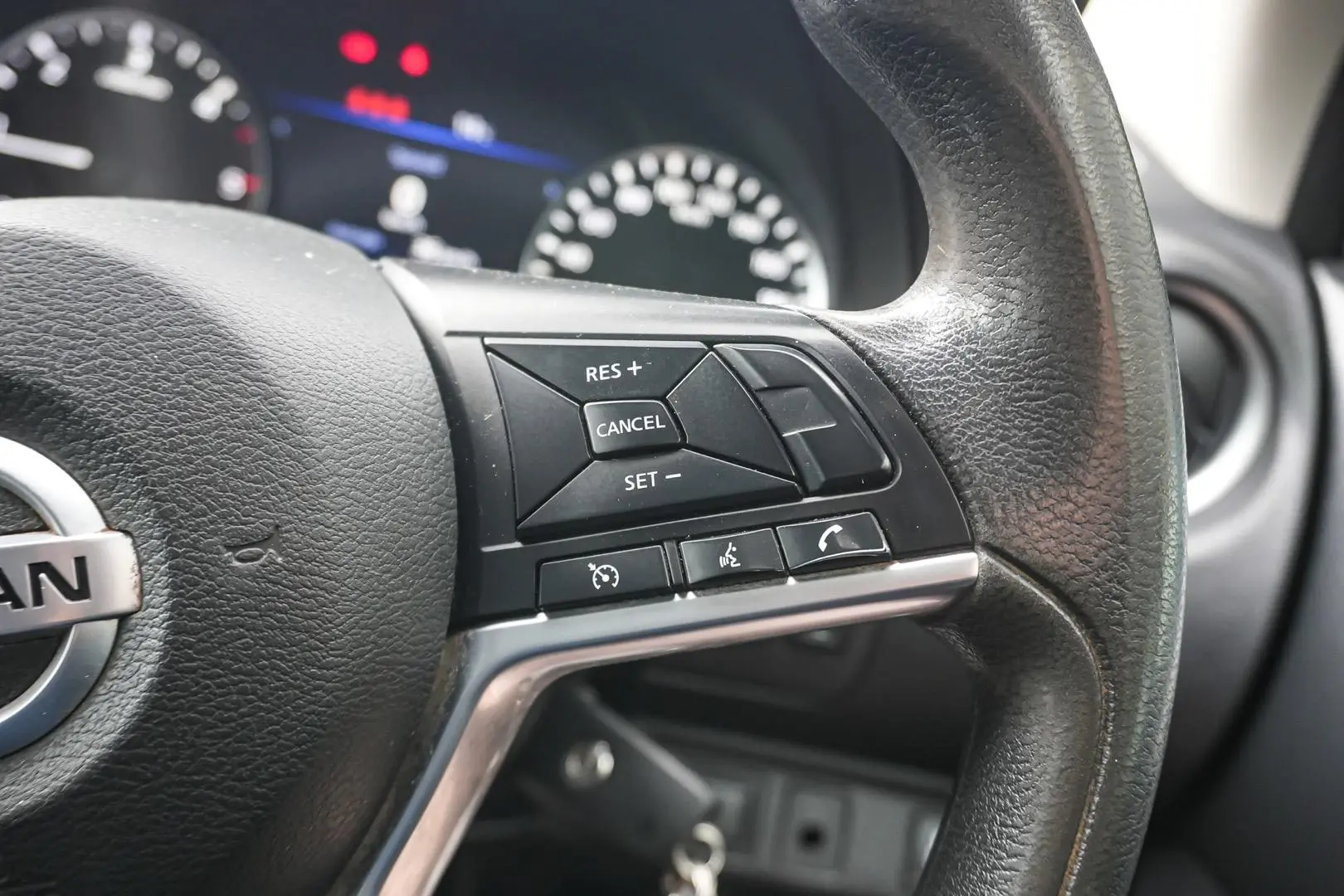 2022 Nissan Navara Gallery Image 19