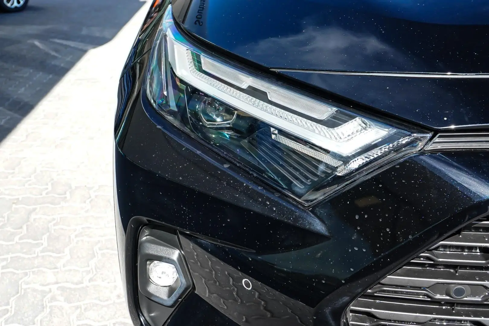 2022 Toyota RAV4 Gallery Image 13