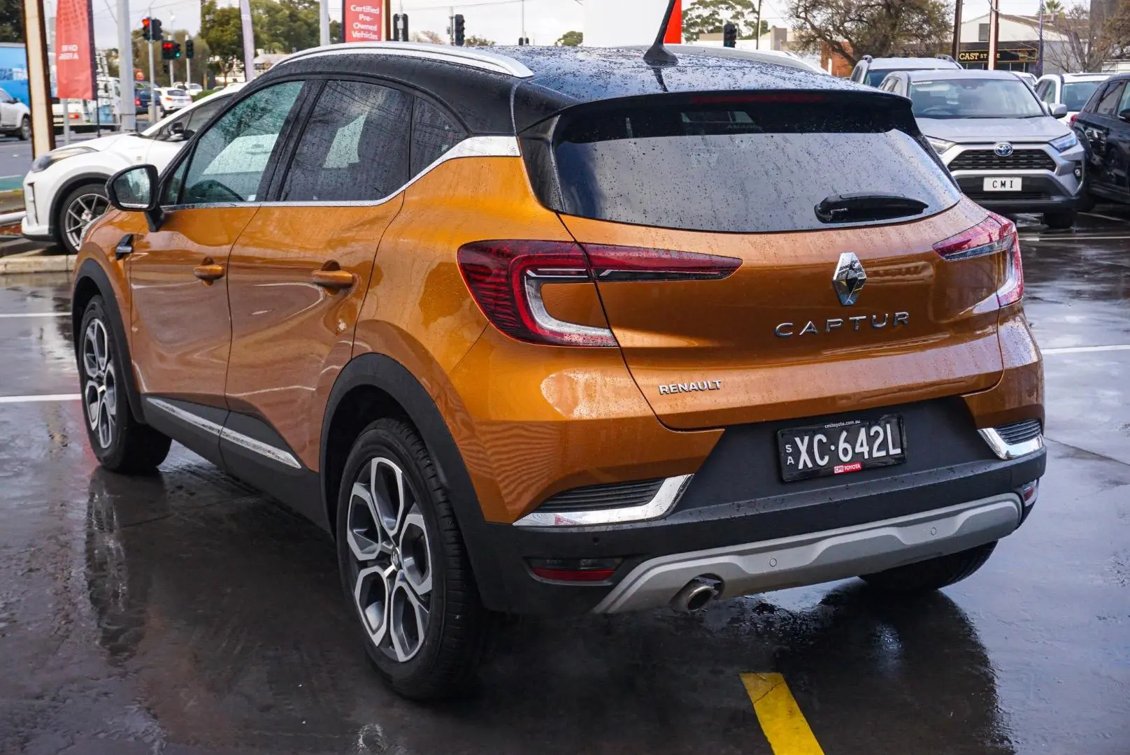 2021 Renault Captur Gallery Image 3