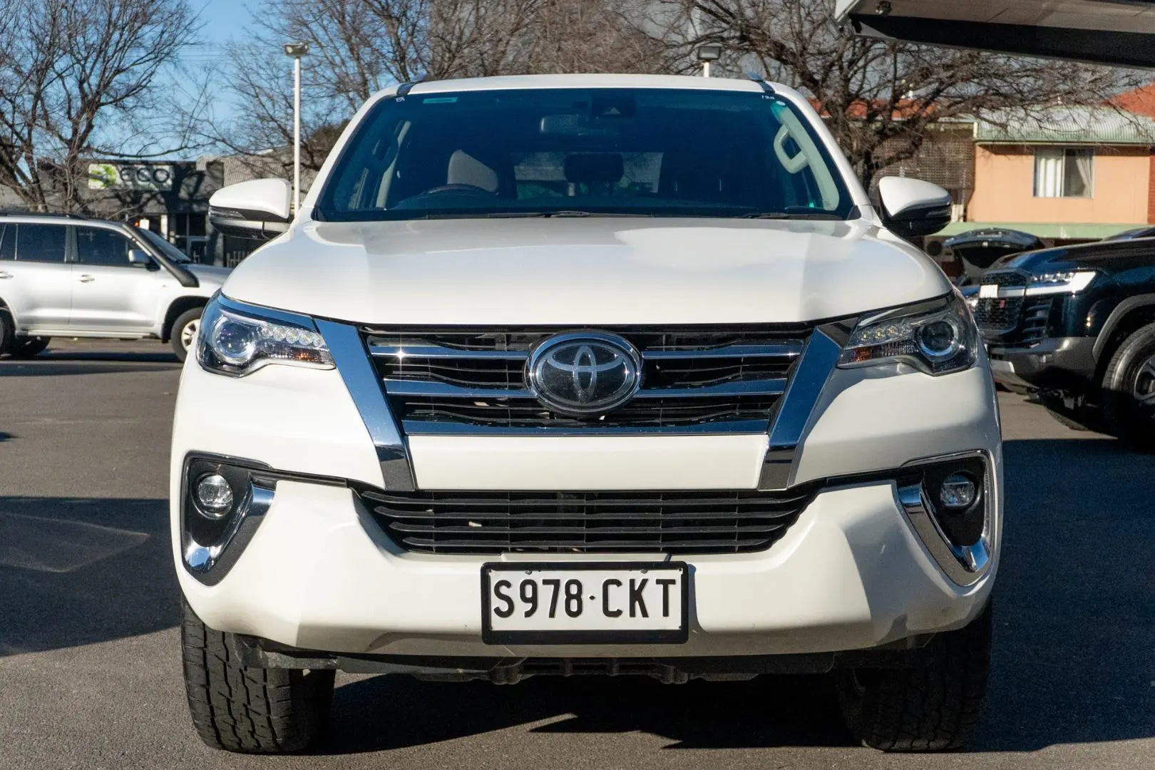 2019 Toyota Fortuner Gallery Image 4