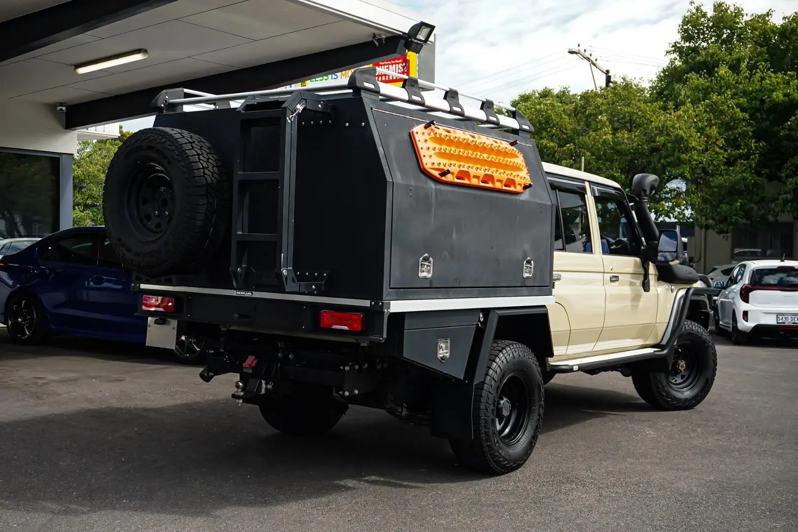 2021 Toyota Landcruiser Gallery Image 3