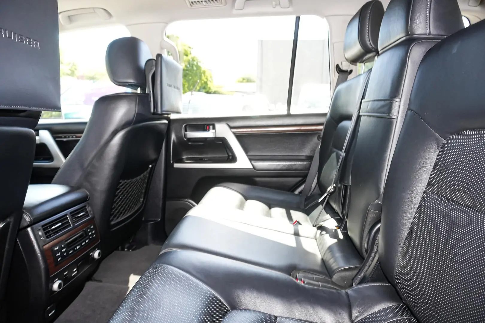 2017 Toyota Landcruiser Gallery Image 7