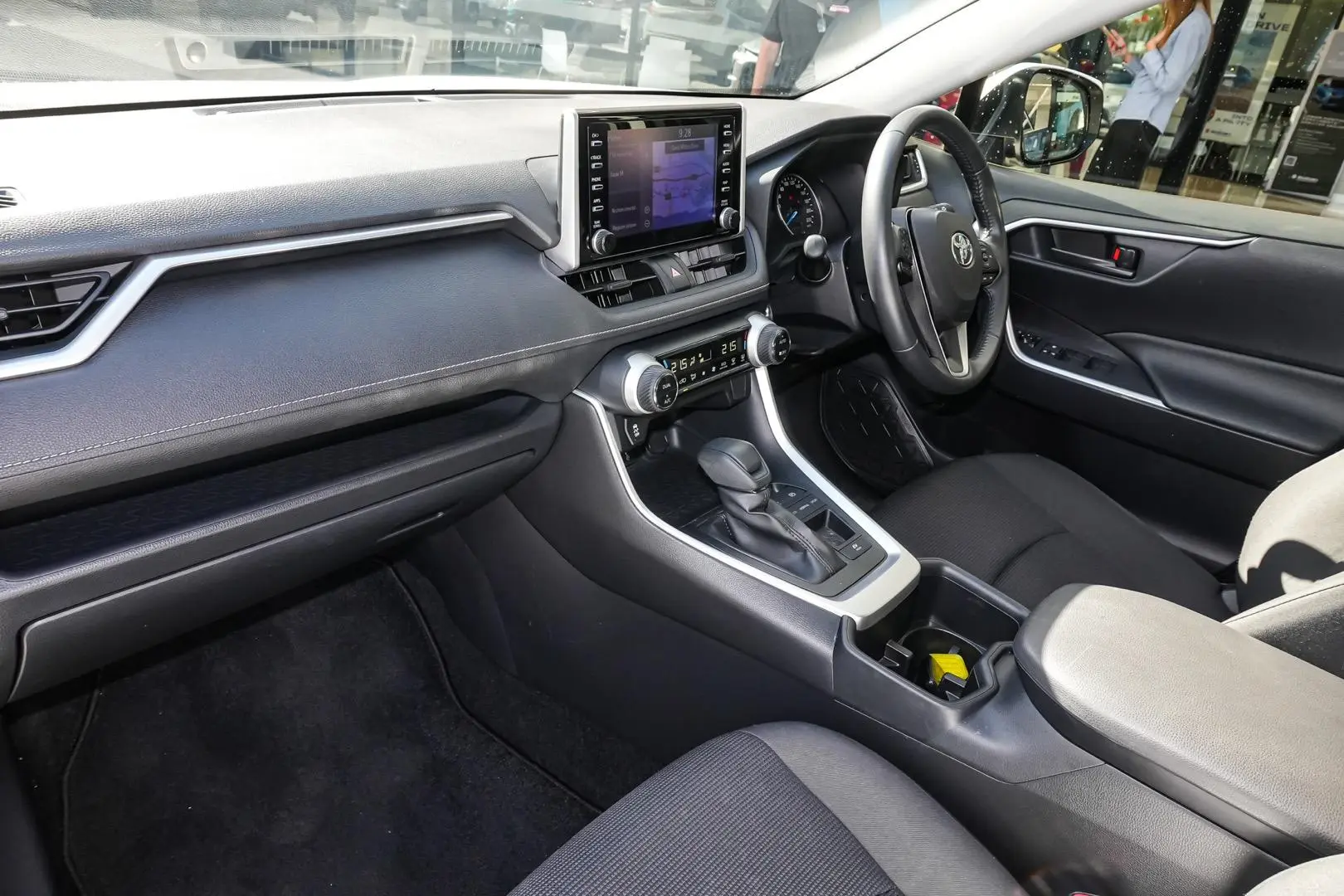 2022 Toyota RAV4 Gallery Image 12