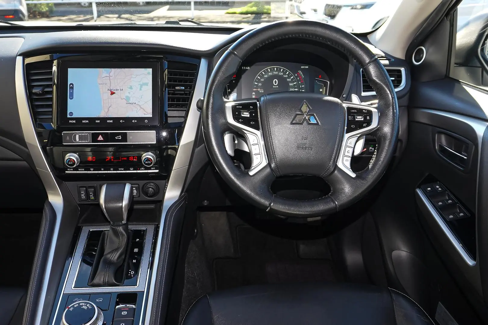 2021 Mitsubishi Pajero Sport Gallery Image 9