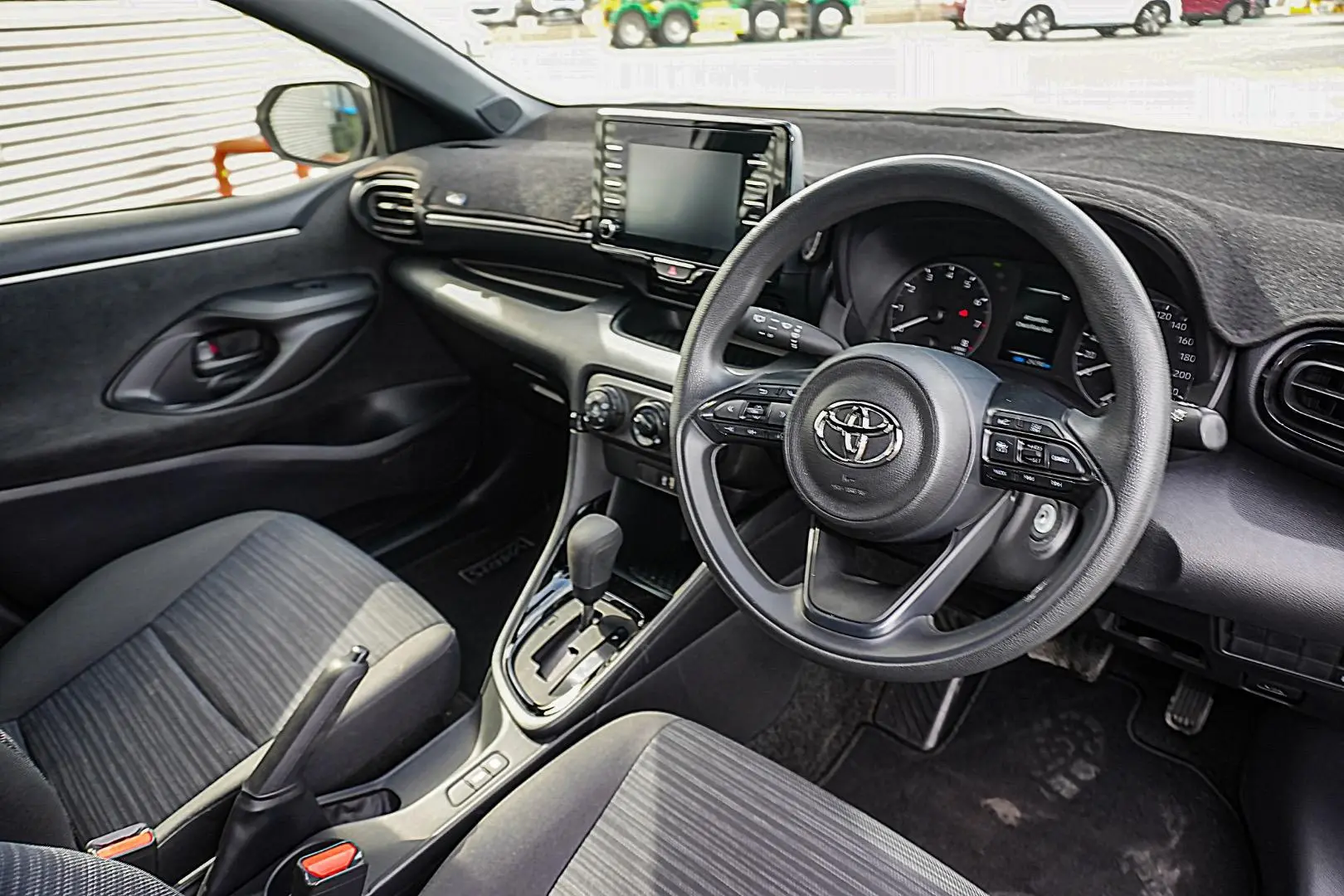 2023 Toyota Yaris Gallery Image 7