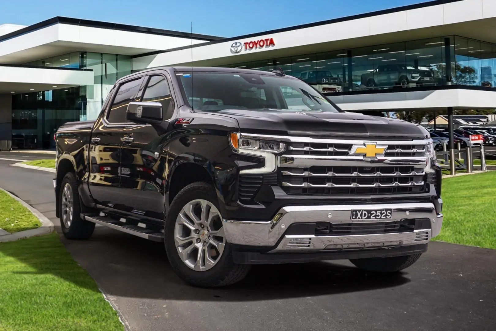 2024 Chevrolet Silverado Image