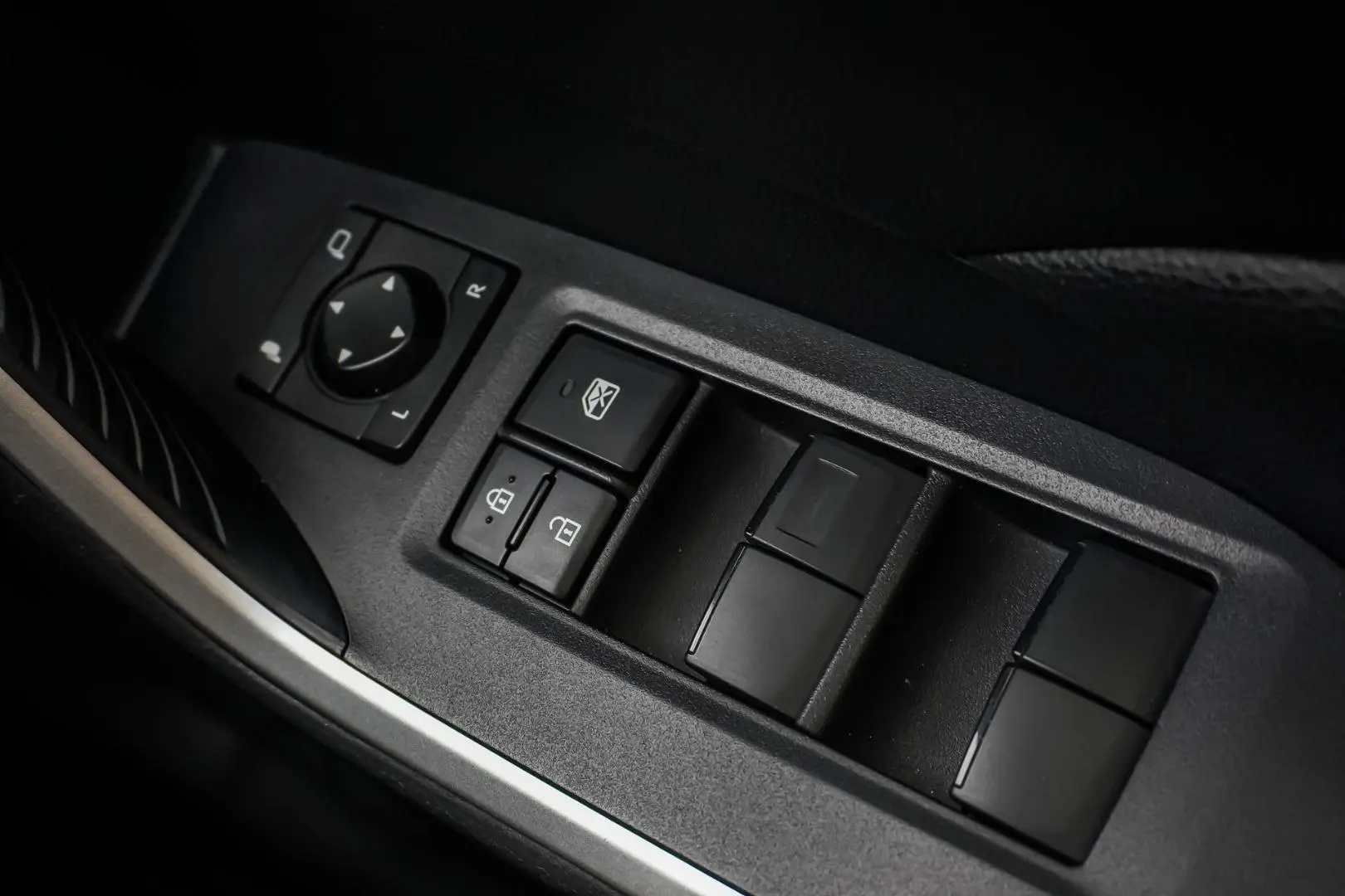 2024 Toyota RAV4 Gallery Image 22