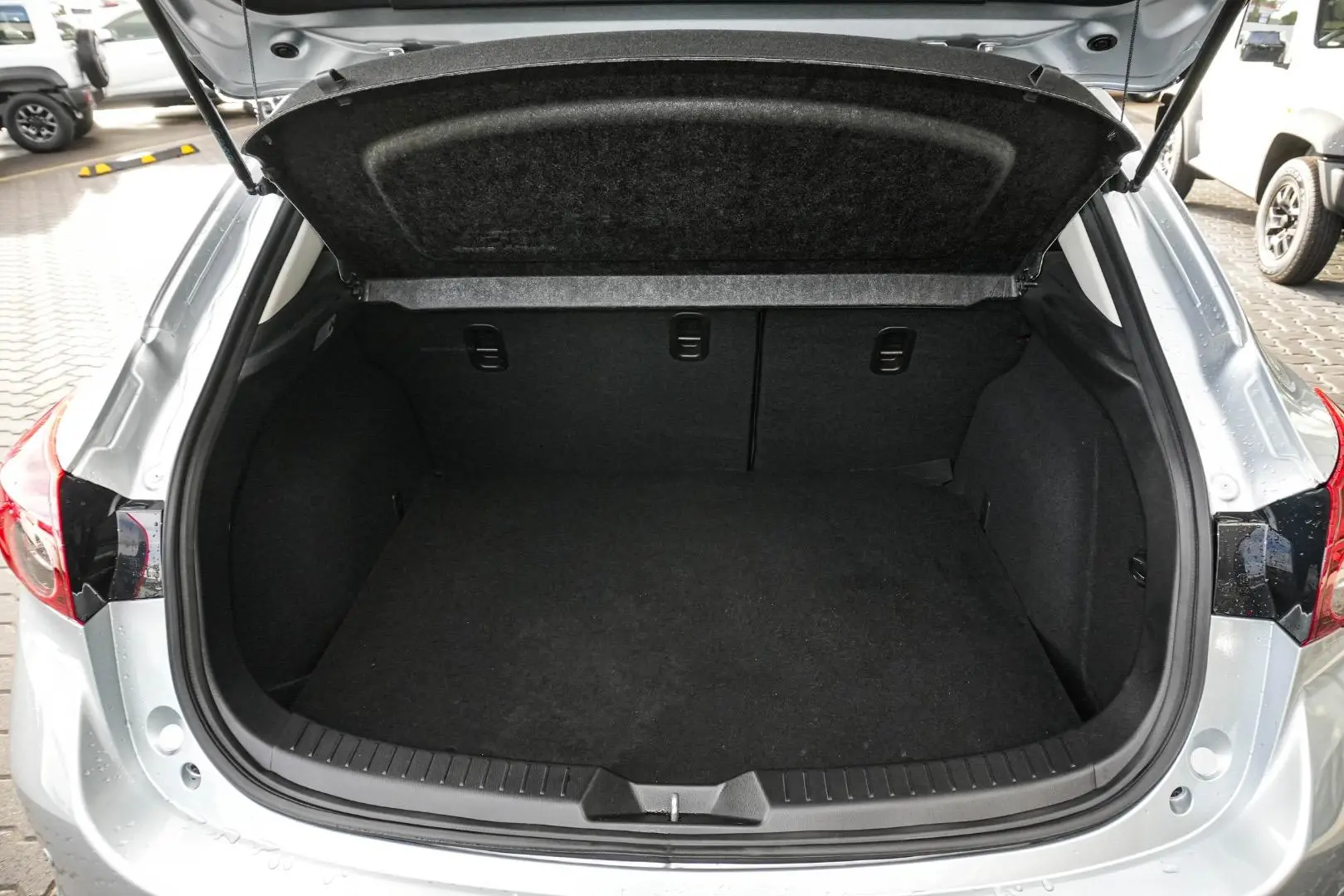2016 Mazda 3 Gallery Image 11