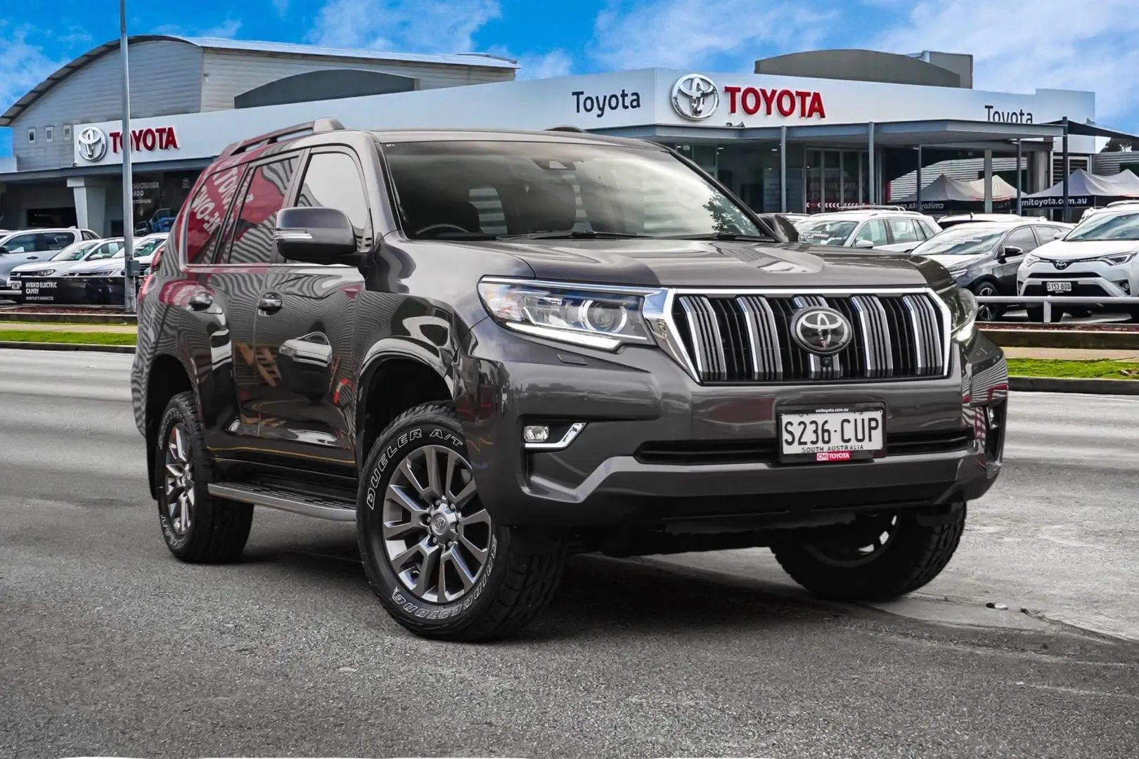2018 Toyota Landcruiser Prado Image