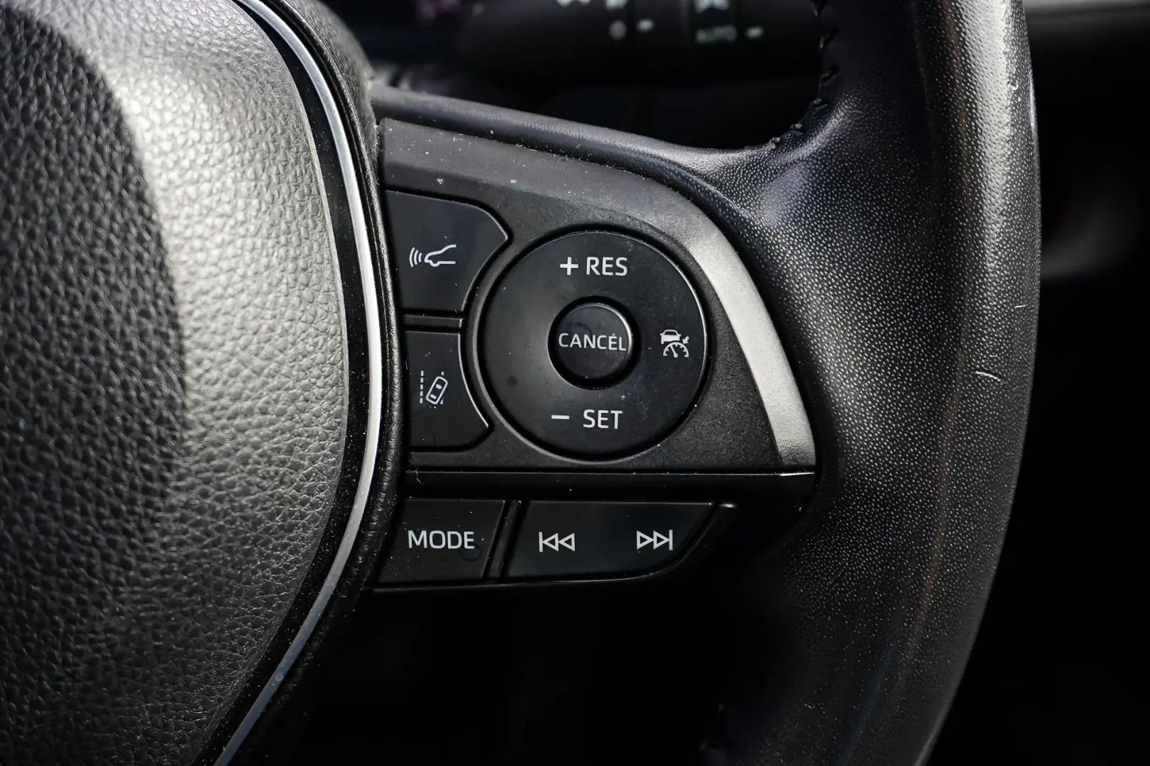 2021 Toyota RAV4 Gallery Image 19