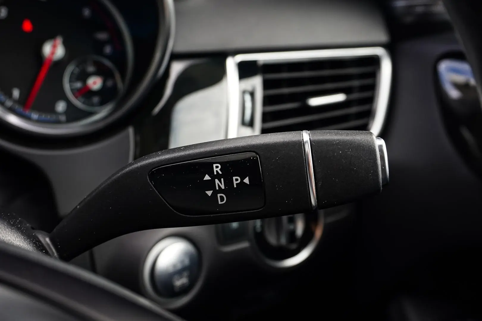 2017 Mercedes-Benz GLE-Class Gallery Image 19