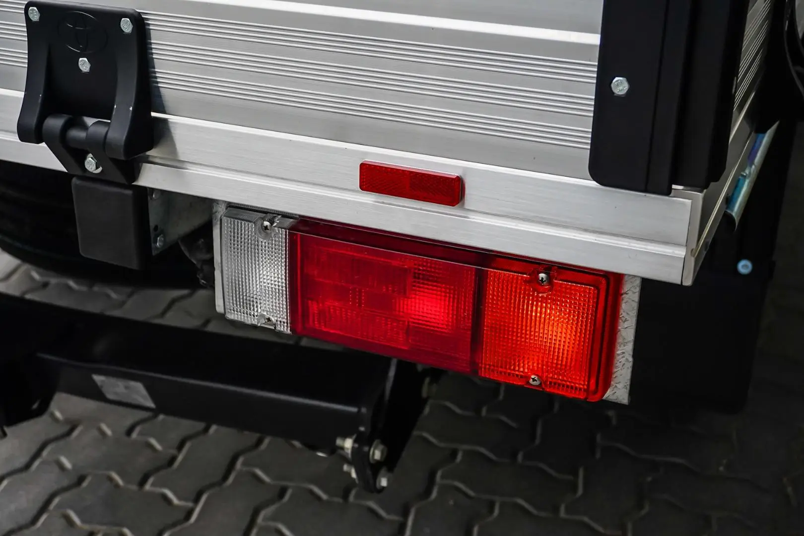 2020 Toyota Hilux Gallery Image 10