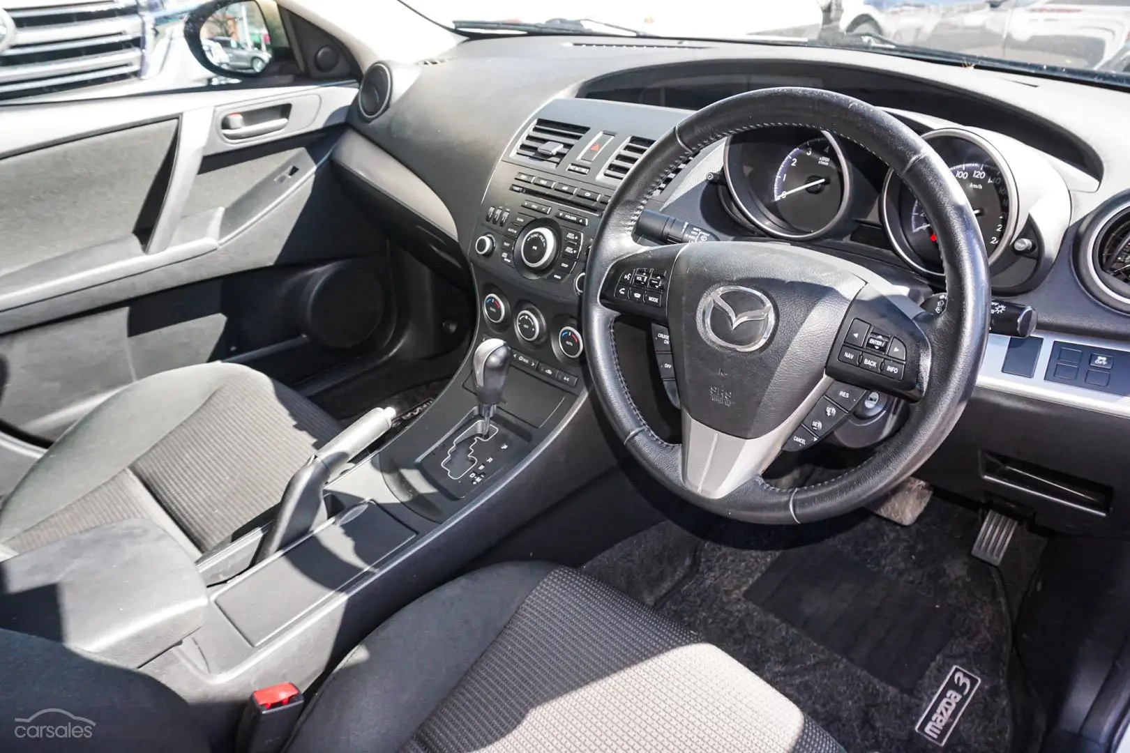 2011 Mazda 3 Image 7