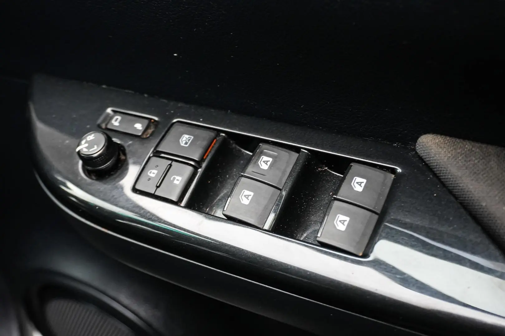 2018 Toyota Hilux Gallery Image 17